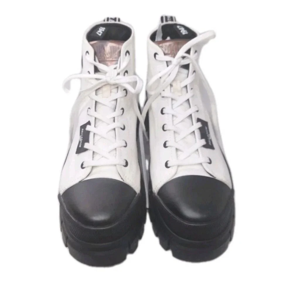 Palladium  Revolt Hi TX Round Toe Hiking Boots  Women's Size 8.5 Retail $115
